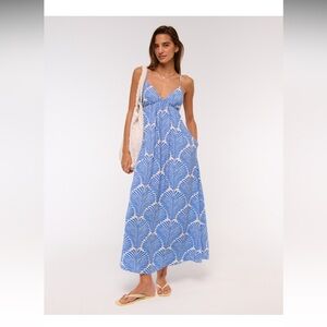 Clasp Back Flowy Maxi Dress